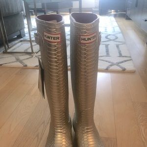 NEW snakeskin Gold Hunter Rainboots - US 6, EU 37